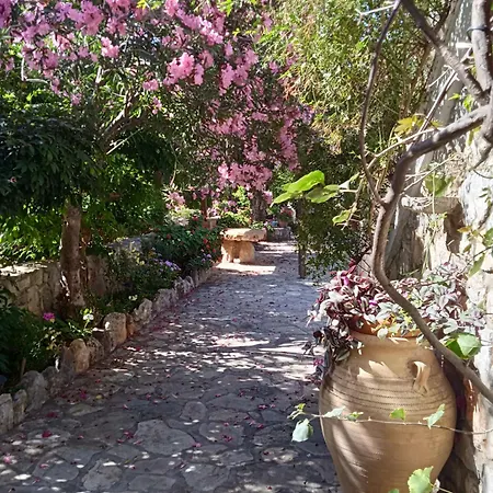 Villa Alegria House With Gardens Near Portoheli Kranidi Exterior foto