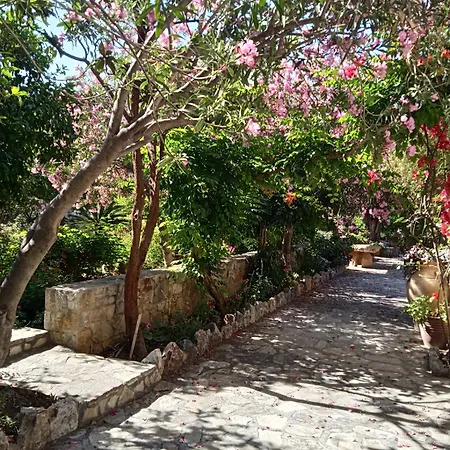 Villa Alegria House With Gardens Near Portoheli Kranidi Exterior foto