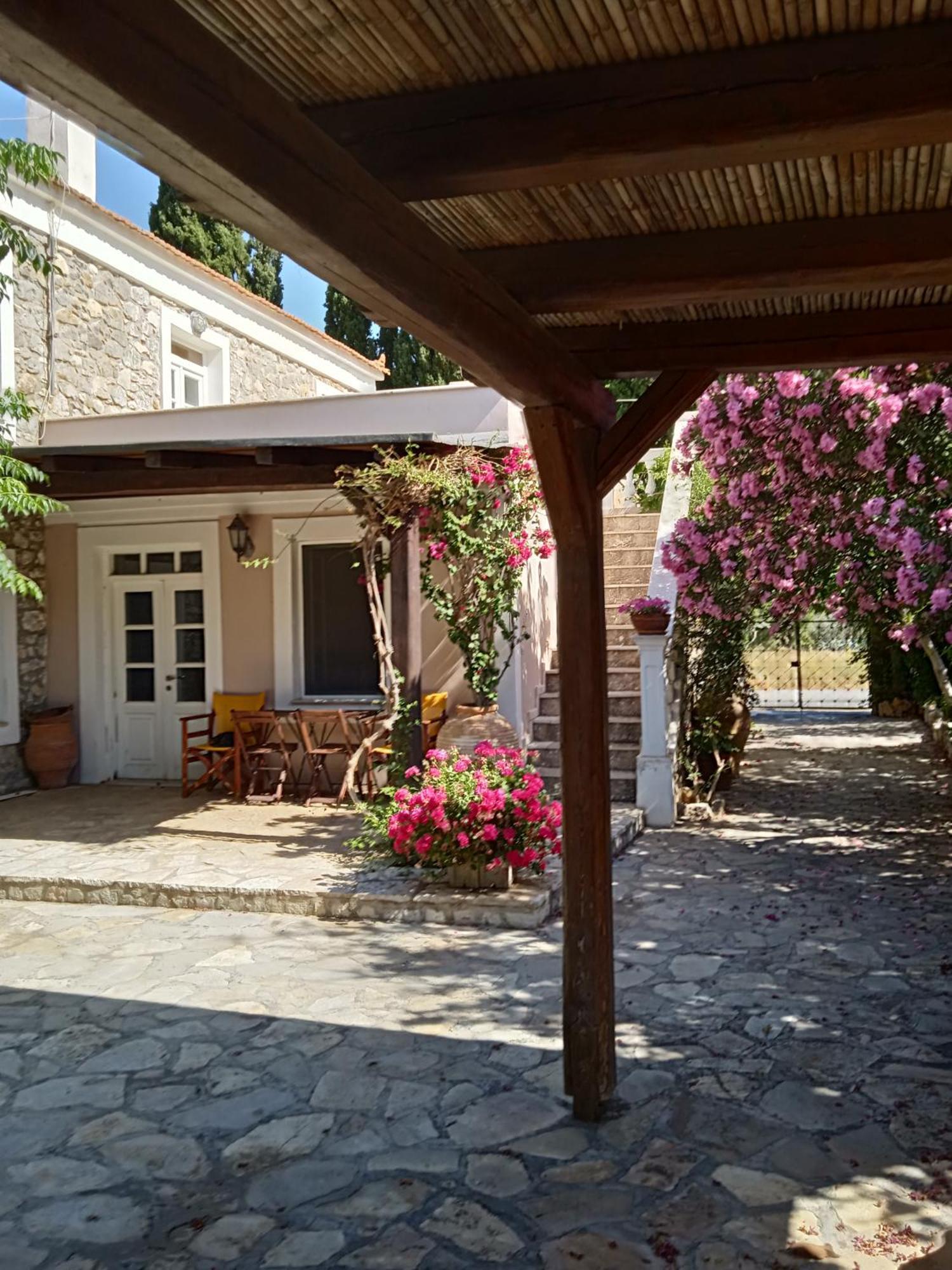 Holiday home Alegria House With Gardens Near Portoheli