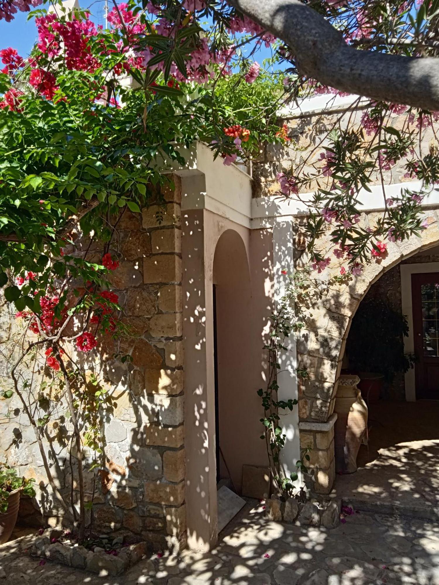 Alegria House With Gardens Near Portoheli Holiday home